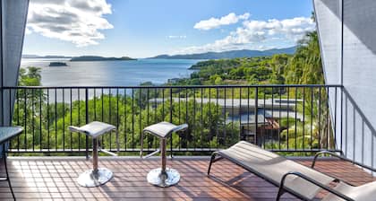 Panorama 3 Hamilton Island 2 Bedroom Ocean View Near Marina With Golf Buggy