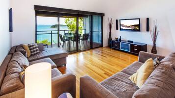 Apartment, 2 Bedrooms | Living area | LED TV, DVD player, ping pong