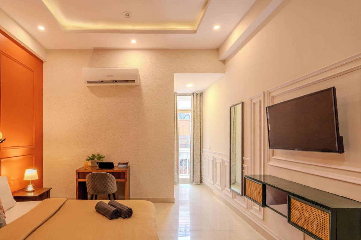 In-room safe, soundproofing, iron/ironing board (on request)