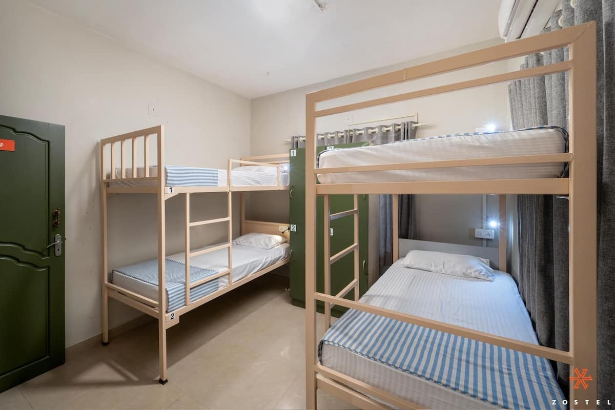 Shared Dormitory, Mixed Dorm (4 Beds) | Wi-fi percuma, cadar katil