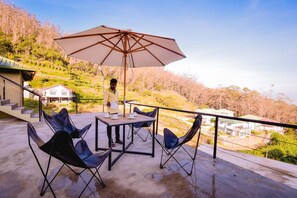 Balcony - Top Terrace Cottage (Nuwara Eliya)