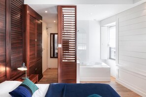 Tallelokero huoneessa, yksilöllisesti sisustettu