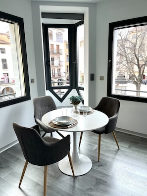Suite estudio Premium | Zona de estar | Una Smart TV