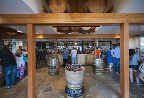 Bar (on property) - Sanctuary By Sirromet (Mount Cotton)