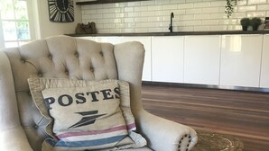 Unclassified image, 3 of 13, button - The River Shack (Noosaville)