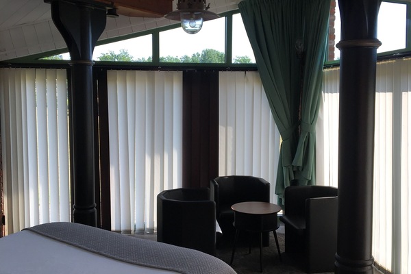 Deluxe Double Room, Private Bathroom | Iron/ironing board (on request), WiFi (free), bed sheets