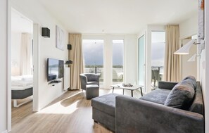 Fernseher, Kamin