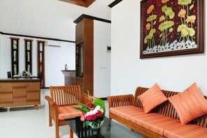 3-Bedroom Villa with Private Pool | Living area | Flat-screen TV - Baan Narakorn Private Pool (Krabi)