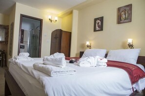 Studio, Hot Tub | Blackout drapes, iron/ironing board, free cribs/infant beds - My place in the colony (Zikhron Ya'aqov)