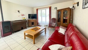 Unclassified image, 2 of 18, button - Cozy Seaside House with Garden, WiFi, 300m to Beach (Bretignolles-sur-Mer)