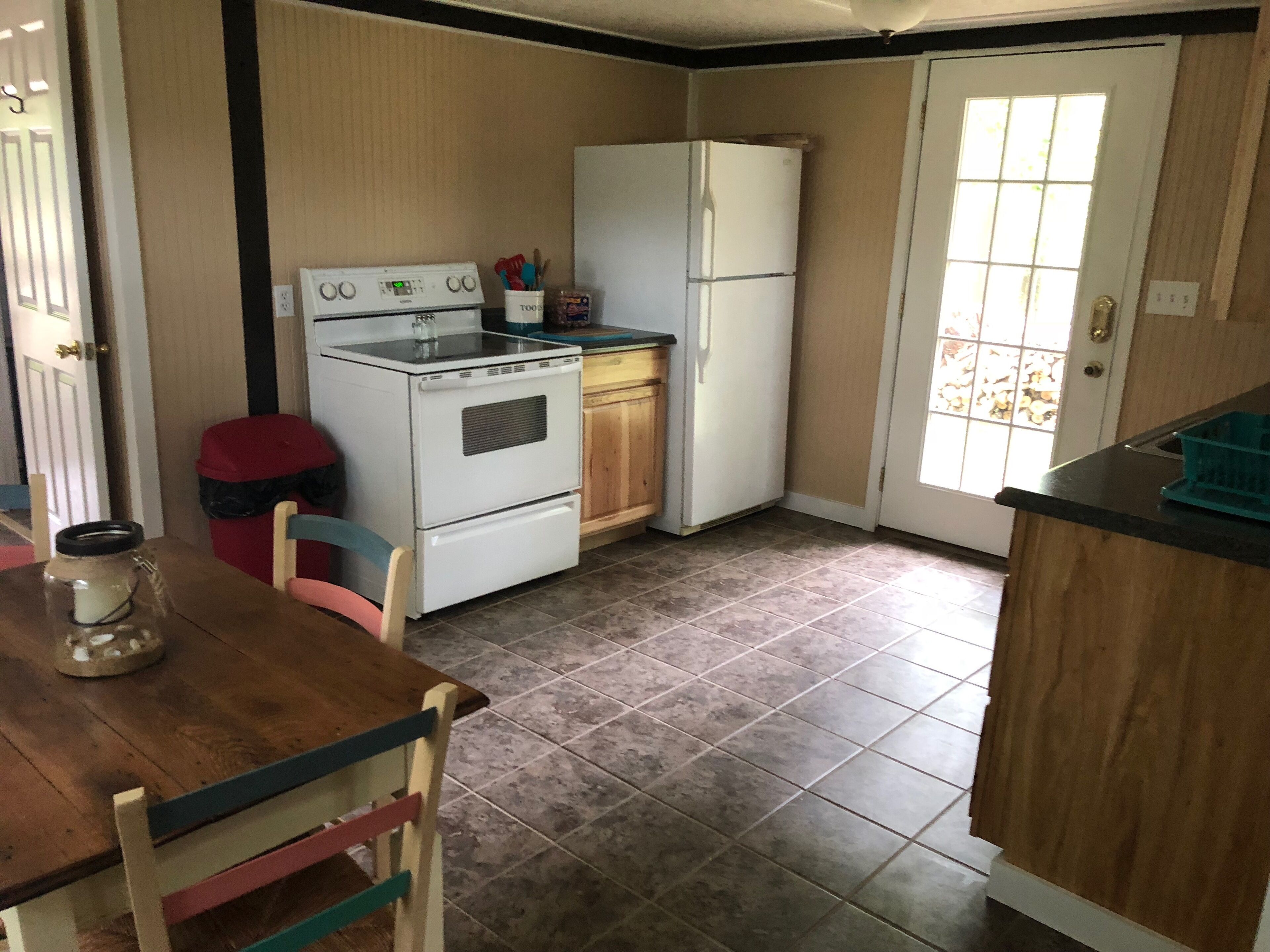 LIFE IS BETTER AT THE SHENANDOAH RIVER AT OUR COZY RIVERFRONT COTTAGE!!