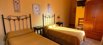 Hostal Rural Las Lomas
