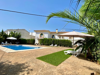 Hostal Rural Las Lomas
