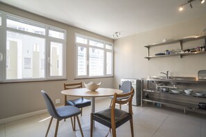 Design-studiosuite - byudsigt | Spisning på værelset
