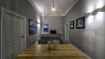 1 habitación, cubrecamas, colchones con efecto memoria y minibar