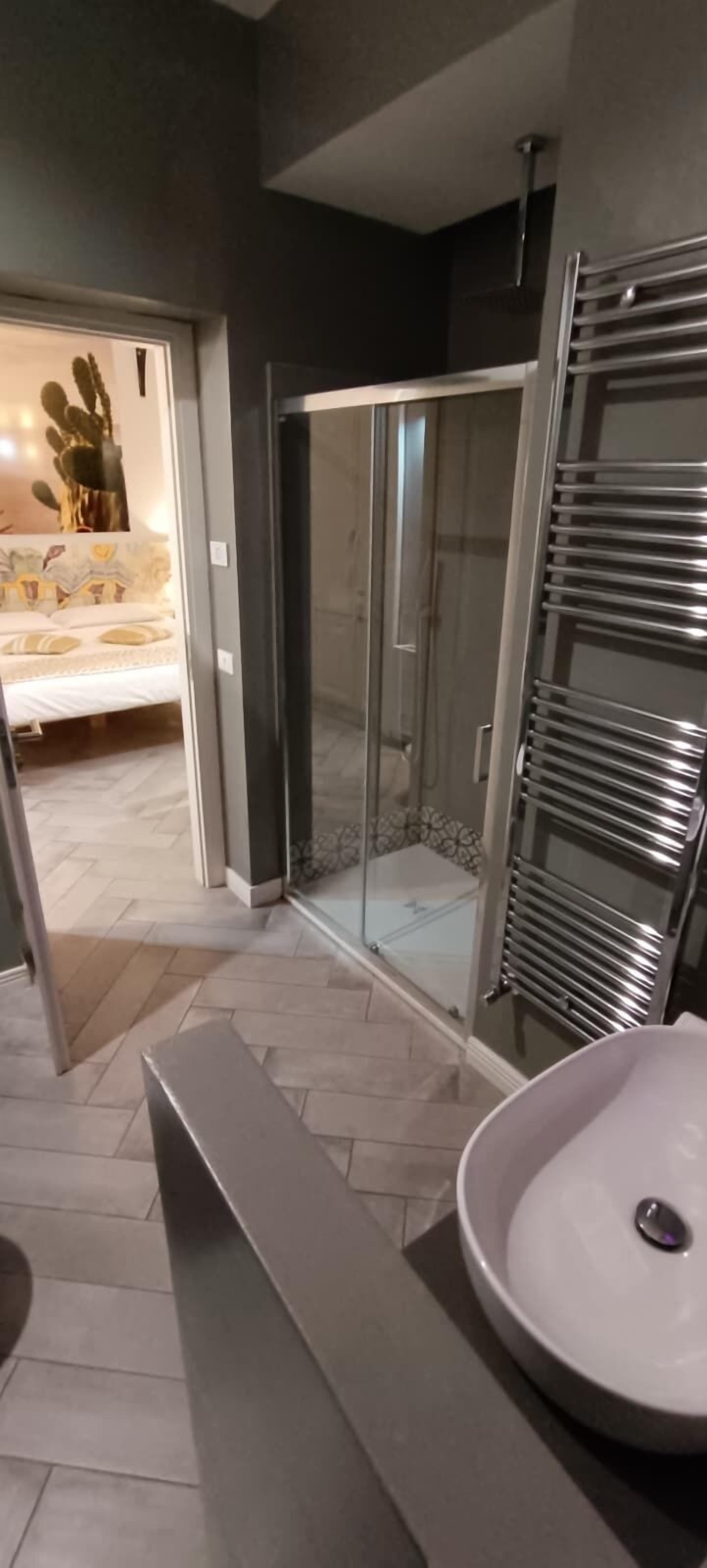 Photo - Suite del Ponte Normanno