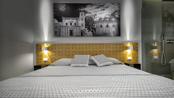 1 chambre, couette en duvet d'oie, matelas mémoire de forme, minibar