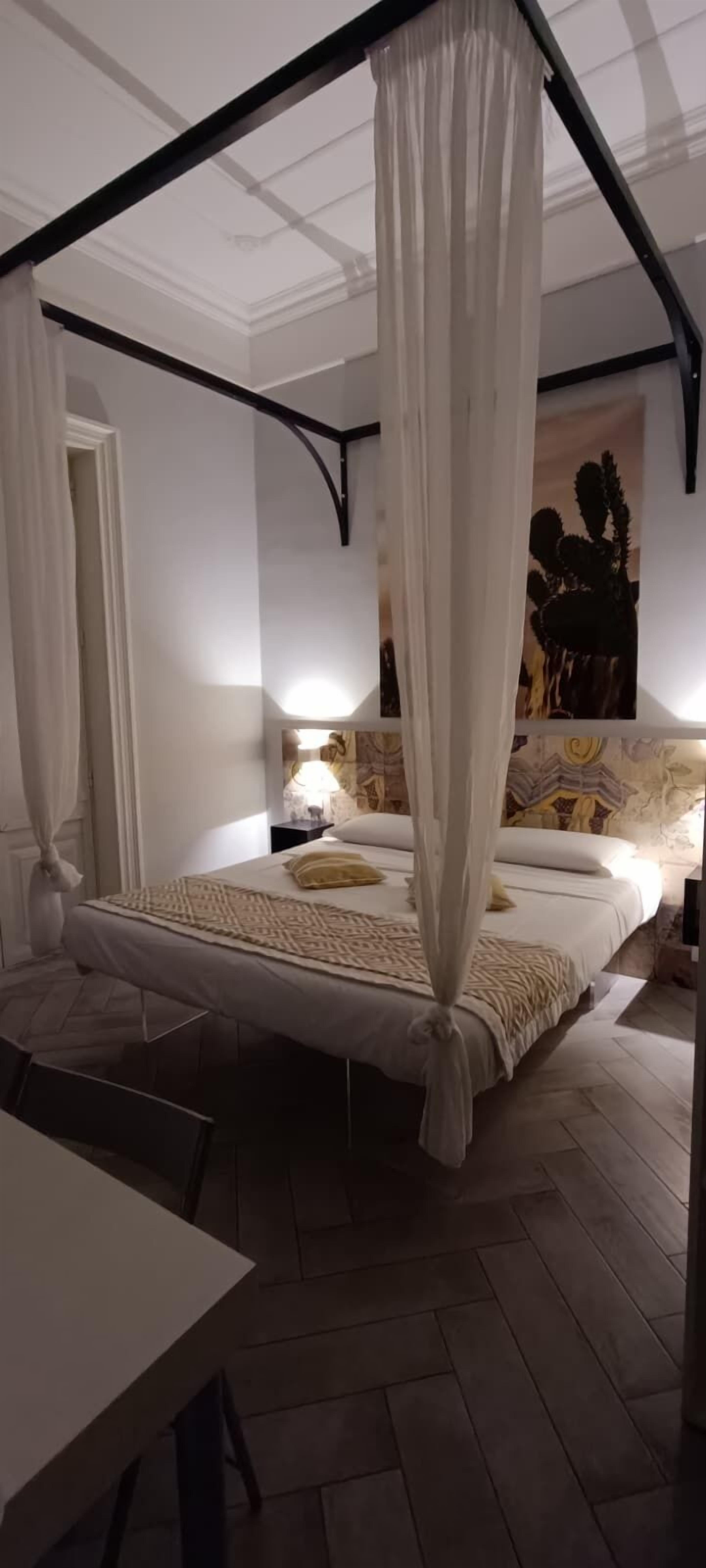 Photo - Suite del Ponte Normanno