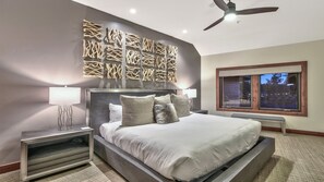 Condo, 3 Bedrooms - LuxuryÂ 3br  Steps From Heavenly Village & Gondola 3 Bedroom Condo by RedAwning (South Lake Tahoe)