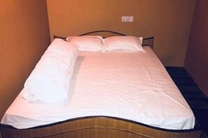 Deluxe Double Room | Bathroom - 7 Wonders Water Park And Resort (Lekhnath)