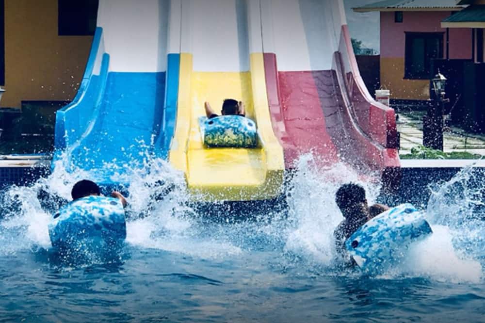 7 Wonders Water Park And Resort