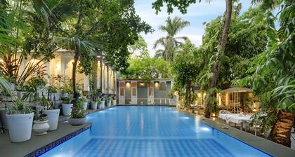 Hotel Raj Palace By Howard