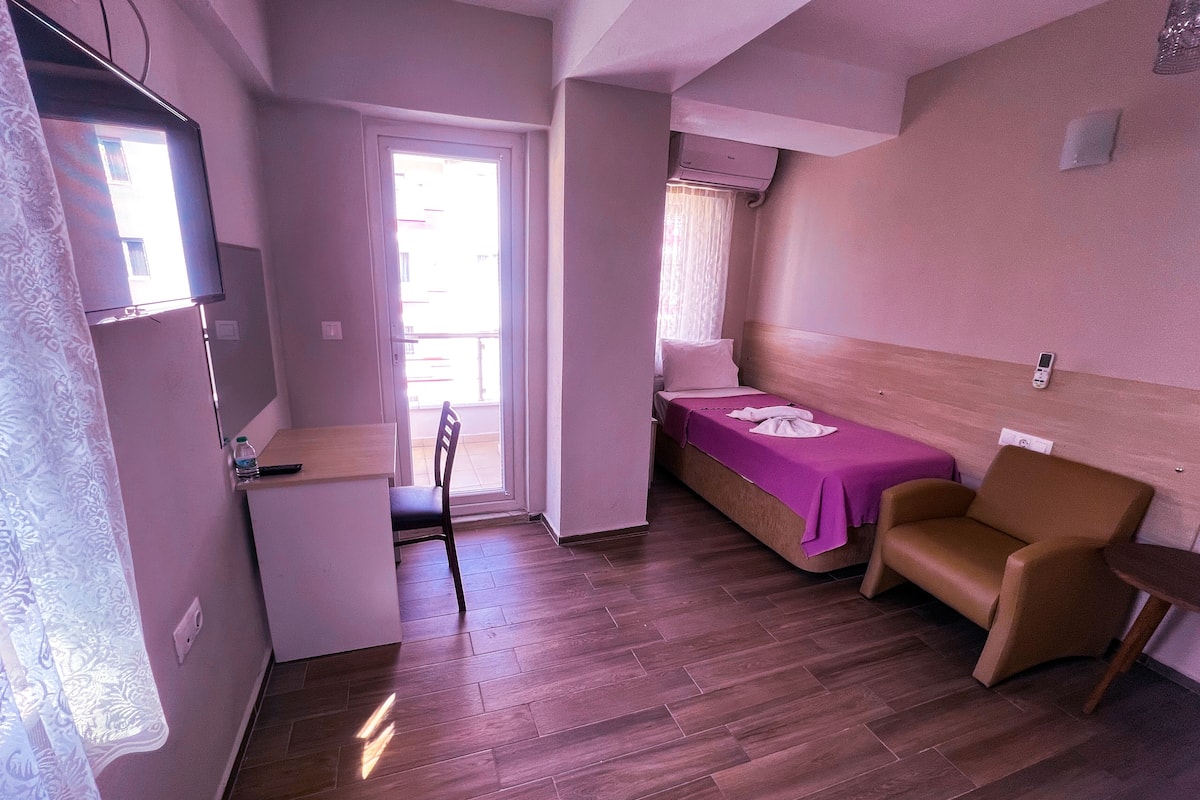 Desk, soundproofing, iron/ironing board, free WiFi