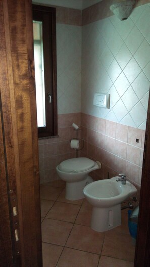 Shower, free toiletries - Agriturismo Is Scalas (Assemini)