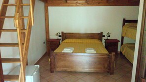 Rollaway beds, free WiFi - Agriturismo Is Scalas (Assemini)