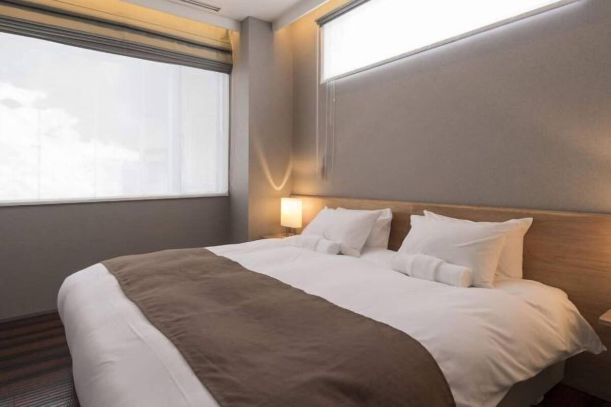 Két bảo mật tại phòng, màn/rèm cản sáng, bàn ủi/dụng cụ ủi quần áo