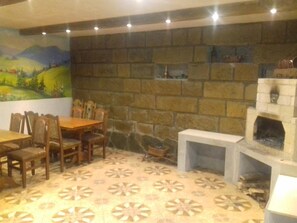 Dining - Grunyk Guest House (Yaremche)