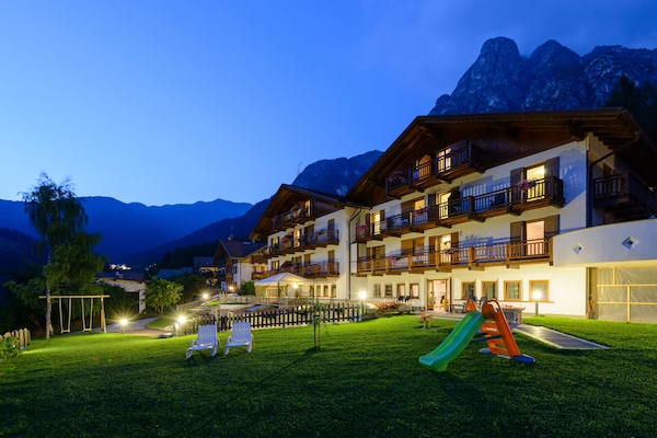 Front of property – evening/night