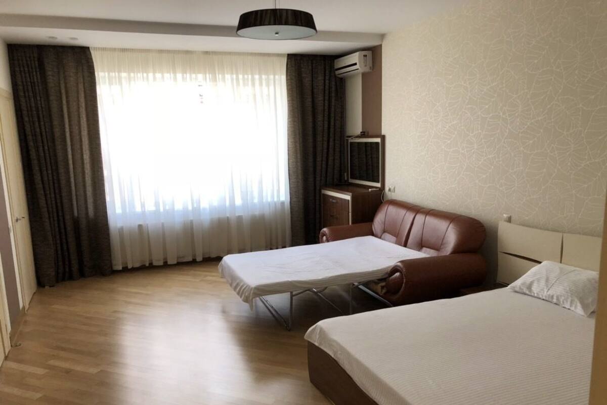 Premium-Doppelzimmer, 1 King-Bett | 1 Schlafzimmer, hochwertige Bettwaren, Minibar, Schreibtisch