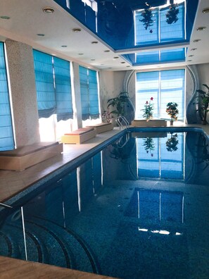 Infinity pool