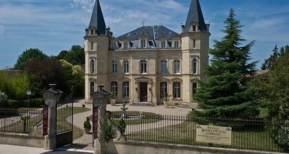 Chateau Pontet d'Eyrans & Spa