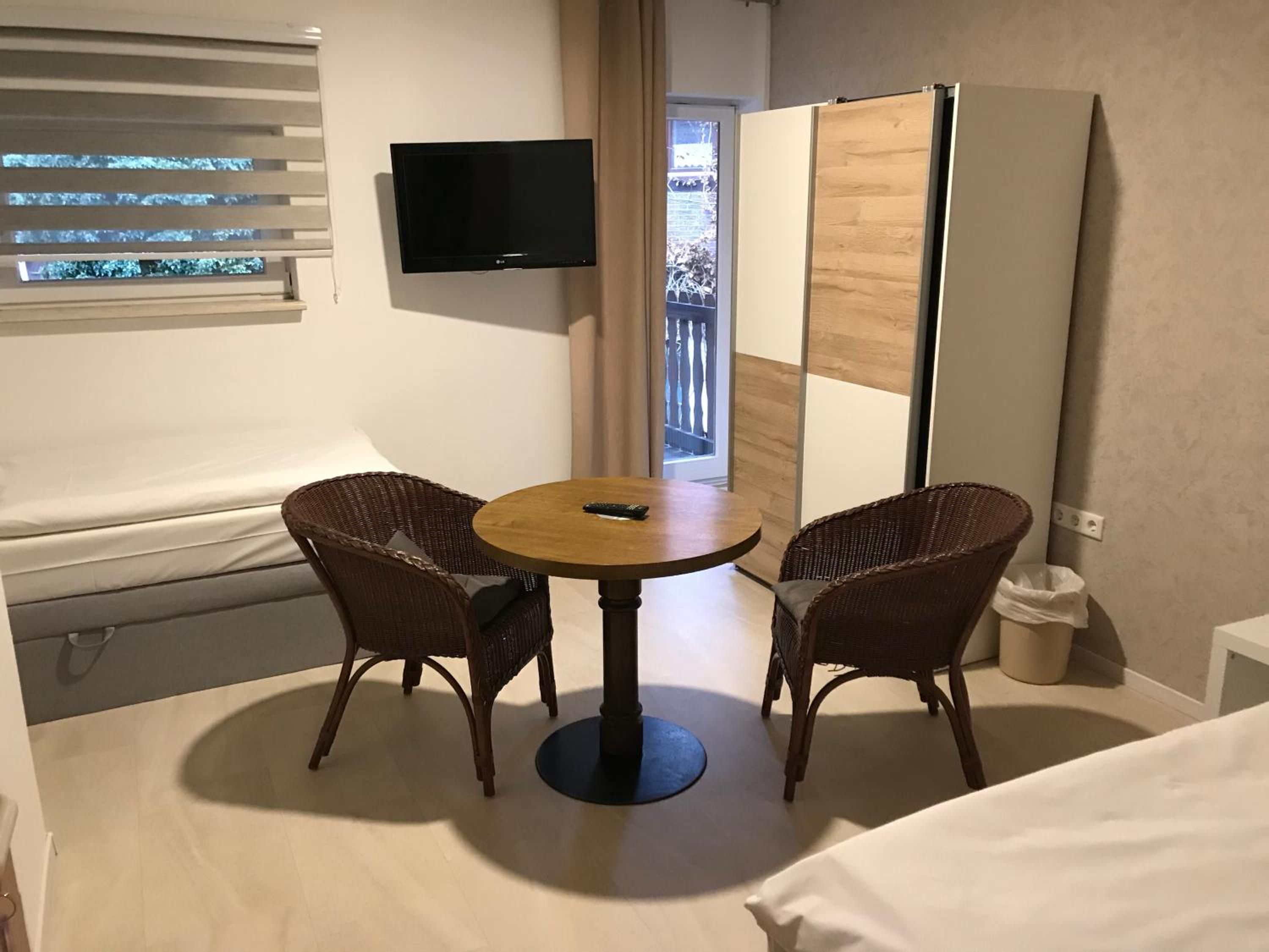 Desk, cribs (surcharge), rollaway beds (surcharge), WiFi (free)