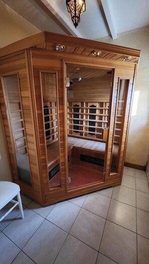 Sauna - Hôtel la Tour Perrier (Eyrans)