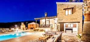 Villa, 3 Schlafzimmer, eigener Pool, Meerblick | Terrasse/Patio