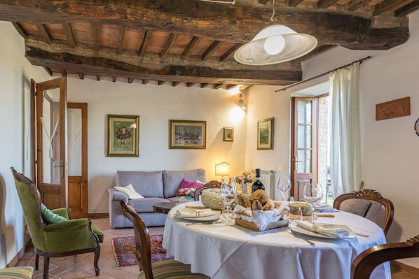 Family Apartment, 2 Bedrooms | Living area | Flat-screen TV - Il Poderino (Monteriggioni)