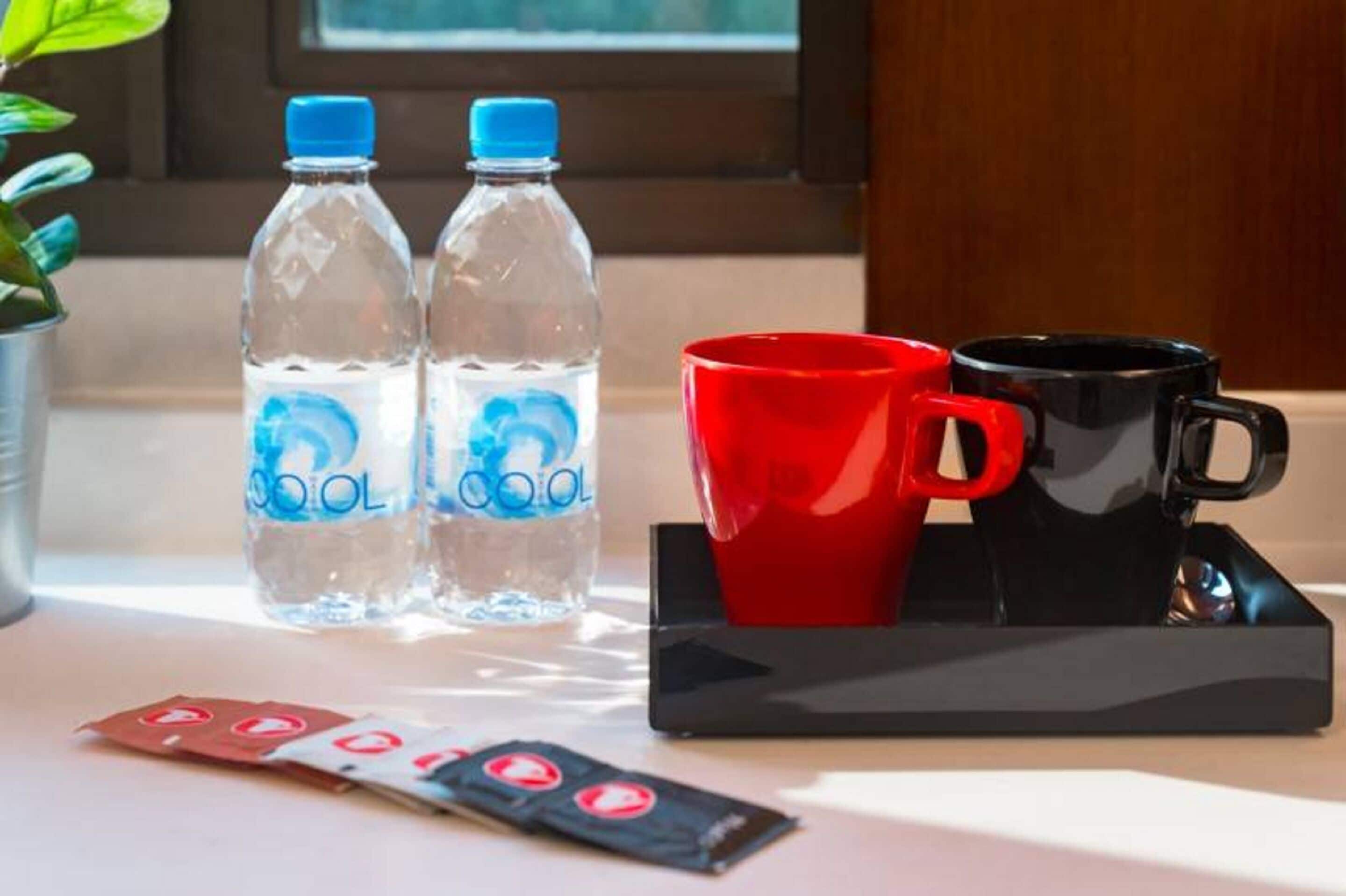 in-room safe, desk, laptop workspace, soundproofing