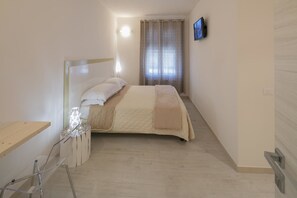 Dubbelrum - 1 queensize-säng | Skrivbord, ljudisolering, gratis wi-fi och sängkläder