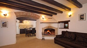 Stone House 5 | Lobby sitting area - Traditional Stone House (Buzet)