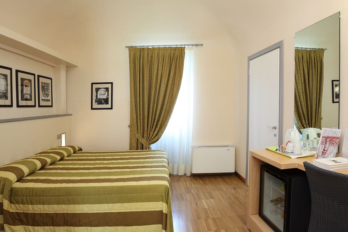 Double or Twin Room | 1 bedroom, premium bedding, minibar, in-room safe