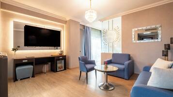 Elite Room, Sea View | Living area | 43-inch Smart TV with satellite channels