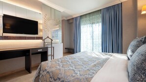 Habitación Elite, vista al mar | Ropa de cama de alta calidad y caja de seguridad en la habitación