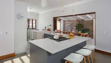 Premium Villa, 3 Bedrooms, Non Smoking, City View | Private kitchen | Full-sized fridge, oven, stovetop, dishwasher