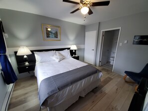 基础客房, 1 张大床, 山景 (Rm 7) | 客房景观