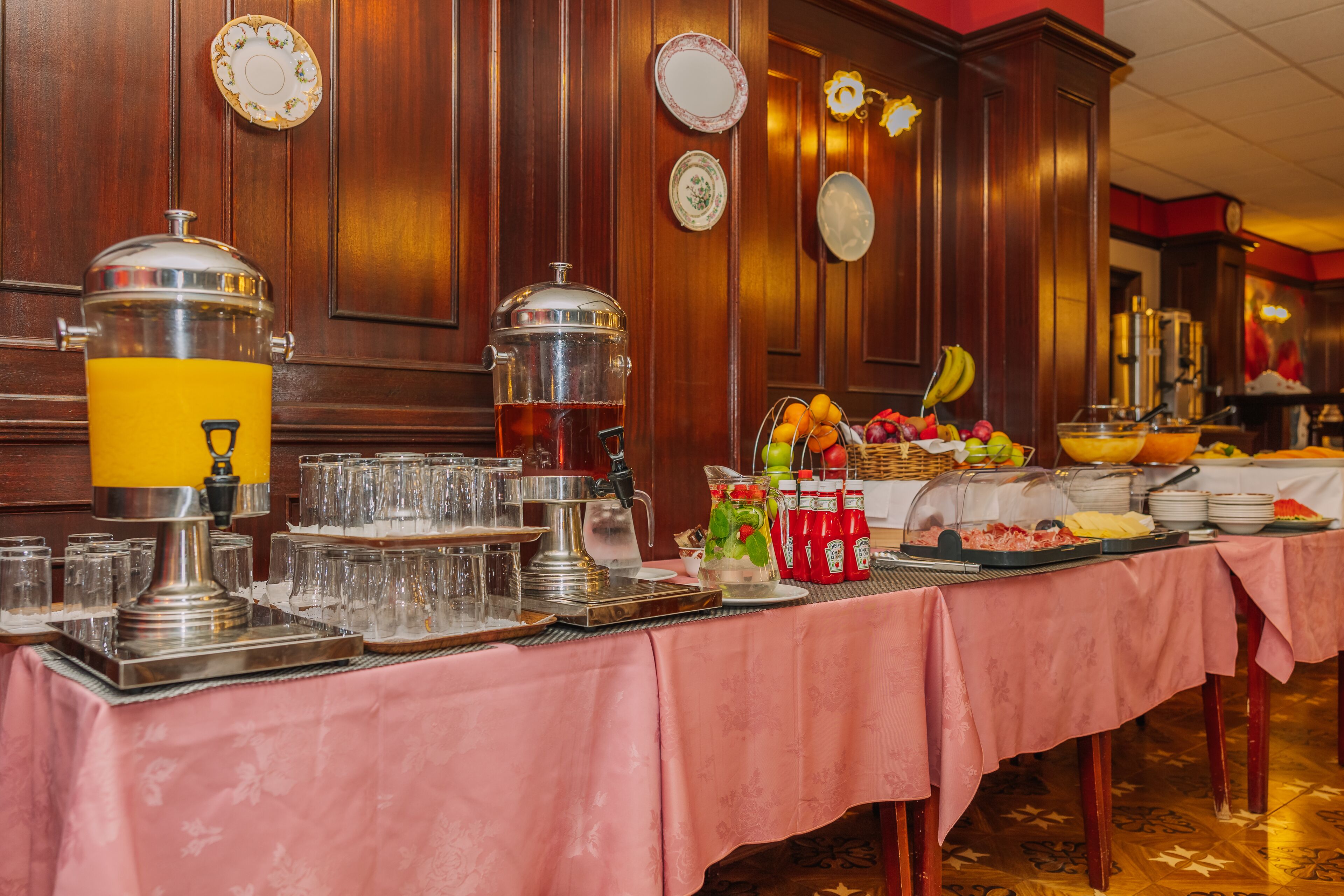 Photo - Muthu Fort William Hotel