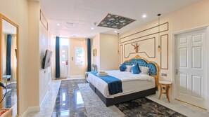 Kahden hengen executive-huone | Työpöytä, vuodevaatteet