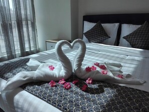 Iron/ironing board, free WiFi - Ginger Luxury Apartments (Manama)